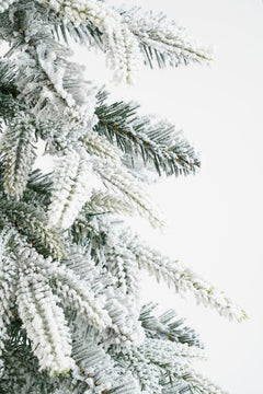 Green Frosted Lodge Christmas Tree (155cm)