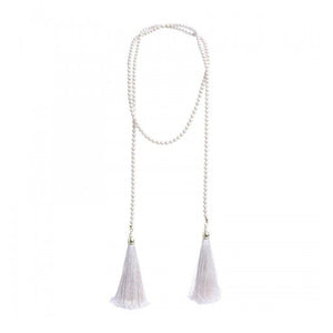 Necklace white with tassels