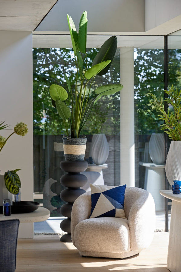 Rejas Blue And White Cushion (45 cm)