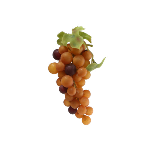 Bunch of grapes 4 leaves white