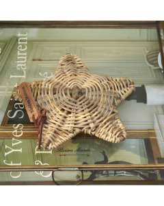 RM Rustic Rattan Sea Star